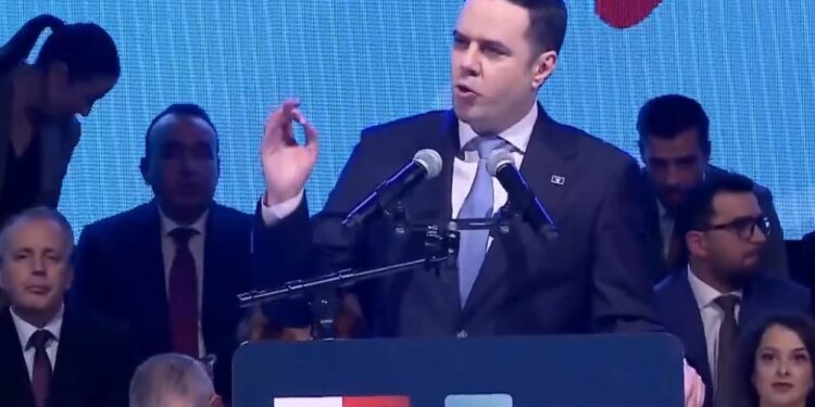 Abdixhiku-LVV-së: Iu themi ‘cep më cep’ paratë e vjedhura do t’i ktheni cent më cent