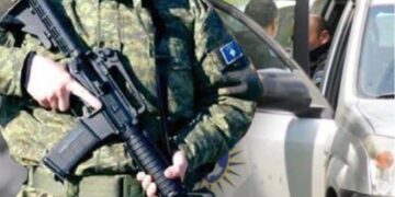 Ekskluzive | Pjesëtari i FSK-së sulmohet fizikisht nga dy persona në Vushtrri