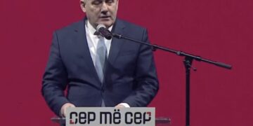Eskalon Sveçla ndaj opozitarëve: Bërllog, të pa ftyrë