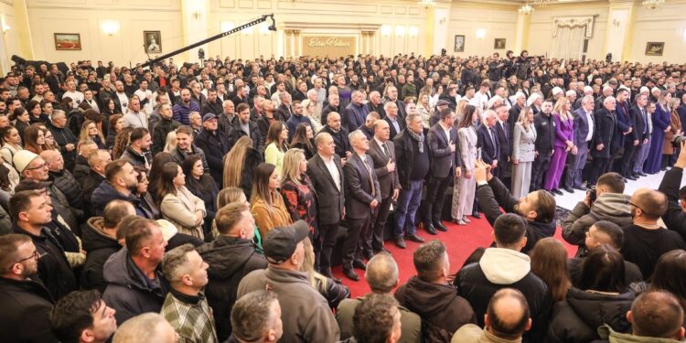 Haradinaj: PO-ja e madhe e Rahovecit për Kosovën Fituese na jep forcë mos me u ndalë