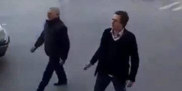 Tash mburret me ta, por Kurti dikur i drejtohej policit të Kosovës “o majmun”