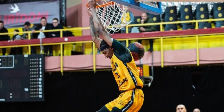 KB Peja fiton me vështirësi ndaj Bora-s