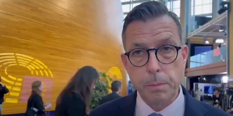 Politikani gjerman: Me Trumpin mund të ketë progres në dialog