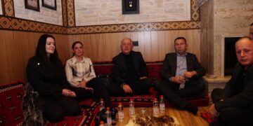 37-shi i PDK-së, Kurtan Kajtazi, mirëpritet ngrohtësisht në odën e Nuredin Gubetinit