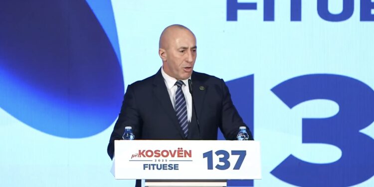 Zotimi në Mitrovicë: Haradinaj premton rindërtimin e Xhamisë së Ibrit (VIDEO)