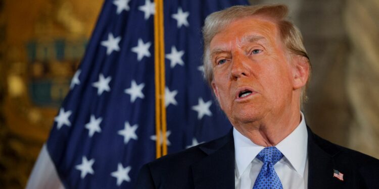 Trumpi ia ndryshon emrin Gjirit të Meksikos, e bën të Amerikës