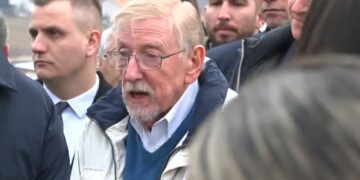 William Walker dëshmon për kri’met e luf’tës në Kosovë