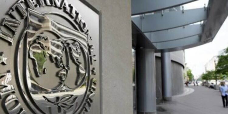 FMN i sugjeron qeverisë shqiptare reformë pensionesh: Popullsia po plaket