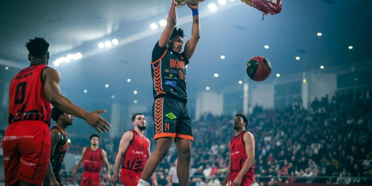 Bashkimi fiton bindshëm ndeshjen e dytë ndaj Vëllaznimit dhe kalon në finalen e Kupës së Kosovës