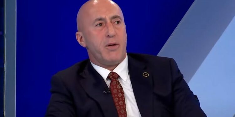 Haradinaj për Radojçiqin: U kthye me armë në Qeverinë Kurti, ndërtoi edhe vilë