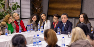 Kurti: Viti 2025 do të jetë vit i gruas