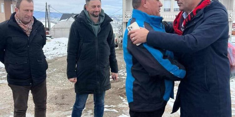 25-shi i LDK-së, Xhafer Tahiri: Sot filluam fushatën ‘derë më derë’, morëm mbështetje në çdo shtëpi në Dobërllukë