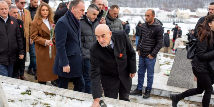 Gjeneral Nuredin Lushtaku: 26 vite pas, me nderim e përkulje kujtojmë mas@kren e tmerrshme që agresori serb bëri mbi qytetarët e pafajshëm në Reçak