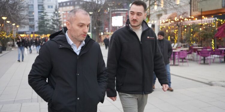 Djali i Kadri Veselit në mbështetje të Fatbardh Rexha, kandidatit të PDK-së për deputet