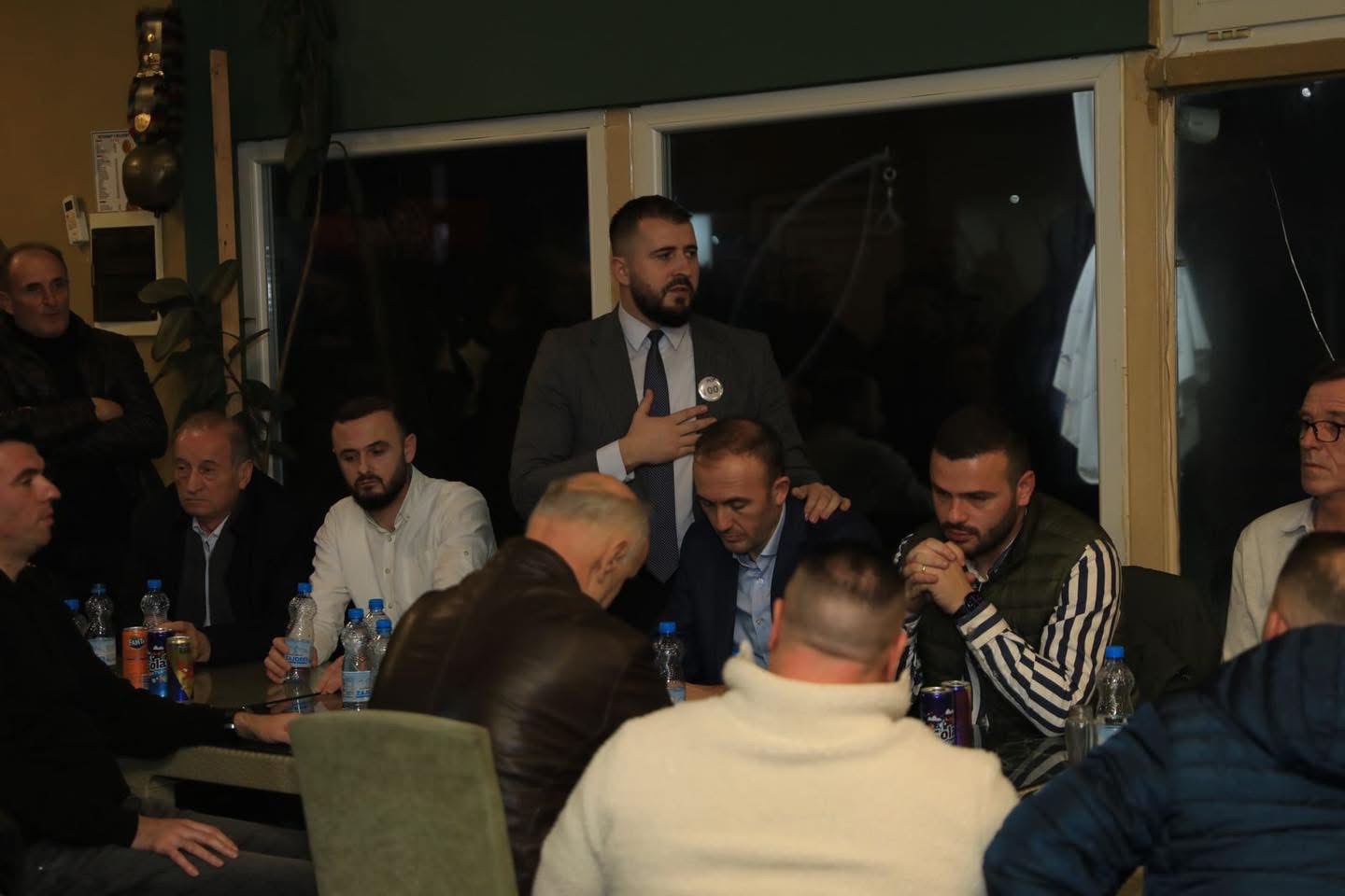 Mërgim Lushtaku merr mbështetje në Kamenicë: Me mbështetës të sinqertë e besnik