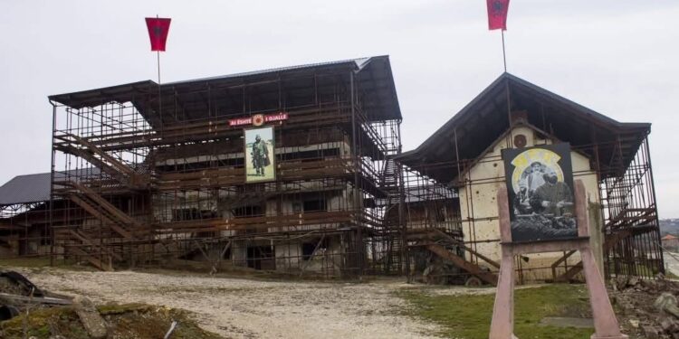 Sot shënohen 27 vjet nga sul’mi i dytë i Serbisë në familjen Jashari në Prekaz