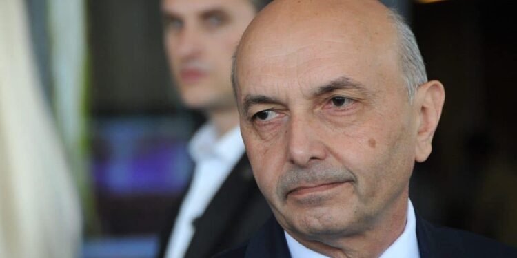 Mustafa: Rritja ekonomike e ulët, nuk përmirësohet mirëqenia me 100 euro, me to mund të blihen vota