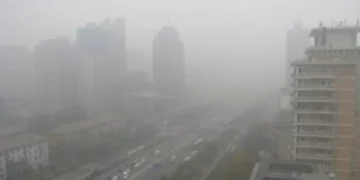 Prishtina sot në vendin e katërt me ajrin më të ndotur në botë