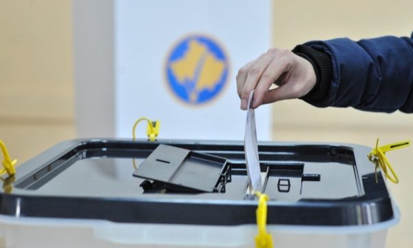 KQZ certifikon listën e votuesve: Mbi 2 milionë qytetarë me të drejtë vote për zgjedhjet e 9 shkurtit