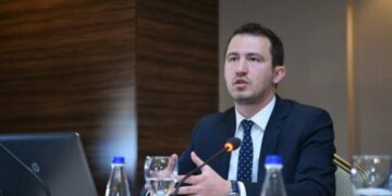 Albert Krasniqi ia numëron Kurtit dhe VV’së të bëmat gjatë këtyre ditëve: Po mendojnë se dinë edhe me këndu