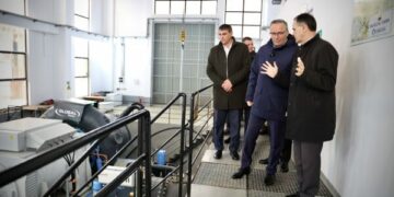 Bedri Hamza viziton Hidrocentralin e Orqushës, premton ndërtim të liqeneve akumuluese dhe centraleve prodhuese nga energjia e ripërtërishme