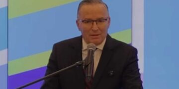 Bedri Hamza me videomesazh për gratë: Kosova është mirë kur #MaMirë janë krejt vajzat dhe gratë e saj