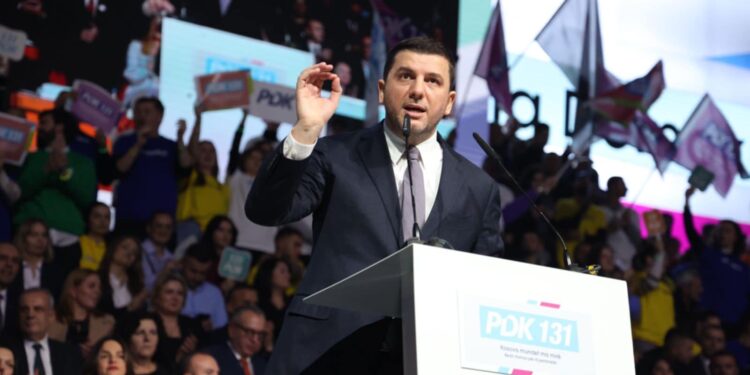 Memli Krasniqi në Ferizaj: PDK e ka rikthyer pulsin, votoni 131 dhe Bedri Hamzën për kryeministër