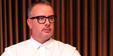 Kajtazi: Me pasë ndikim Qosja, e kish marrë naj votë përballë Rugovës në vitin 2000, Ibra ia ka ba bajat zgjedhjet