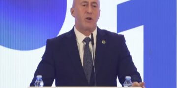 Haradinaj falënderon qytetarët e Rahovecit për pritjen