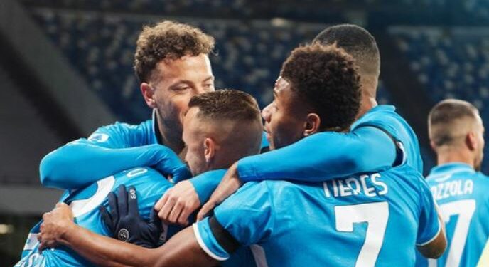 Amir Rrahmani fantastik, Napoli fiton dhe mban kreun në Serie A
