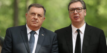 Dënimi i Dodikut e “çartë” Vuçiqin, merr këtë vendim