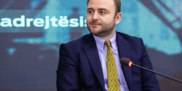 Ndalohet për 48 orë nën dyshimet për korrupsion Kryeinspektori i Punës, Hekuran Nikçi