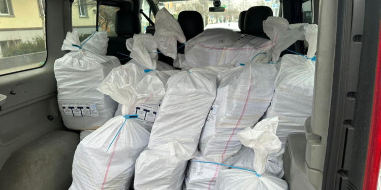 15483 vota do të transportohen me autobus nga Cyrihu në Prishtinë, ngritët alarmi për “manipulim”