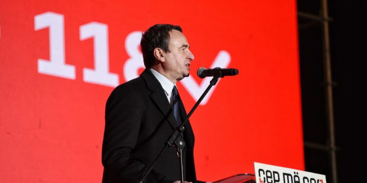 “Më 10 shkurt s’ka pse del në punë”, PZAP e gjobit VV’në edhe me 5 mijë euro për deklaratën e Kurtit ku sulmoi Prokurorin