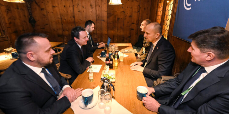 Kurti takoi ministrin e Mbrojtjes së Kroacisë, diskutuan rreth mundësive të reja për bashkëpunim