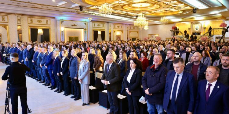 Haradinaj premton Ministri të Familjes, mbron vlerat tradicionale