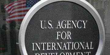 Pritet të shkurtohet pjesa më e madhe e punonjësve të USAID-it