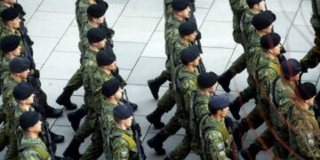 FSK dhe Policia e Kosovës parakalojnë sot në Prishtinë