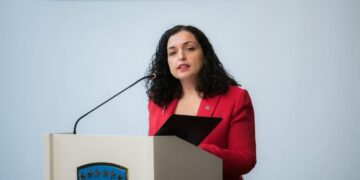 Kosova feston 17-vjetorin e Pavarësisë, Osmani: Ecim përpara, s’ka asgjë që e ndalë Republikën tonë të lirë