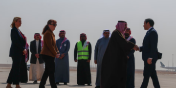 Sekretari amerikan i Shtetit, Marco Rubio mbërrin në Riad për bisedime me Rusinë