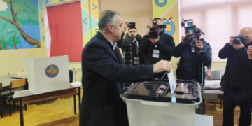 Nis votimi në Veri, voton edhe kryetari i Listës Serbe