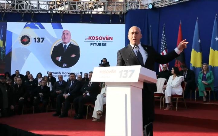 Haradinaj e thumbon Kurtin: Ne jemi njerëz të besës, ne nuk i mashtrojmë miqtë