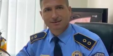 Komandanti i stacionit policor në Obiliq dhe zëvendësi i tij dyshohet se e sulmuan një polic