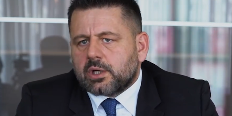 Berisha i reagon indirekt Limajt: Zuzarë, nënshtrimin për interesa të ngushta mos na e shitni si vlerë kombëtare