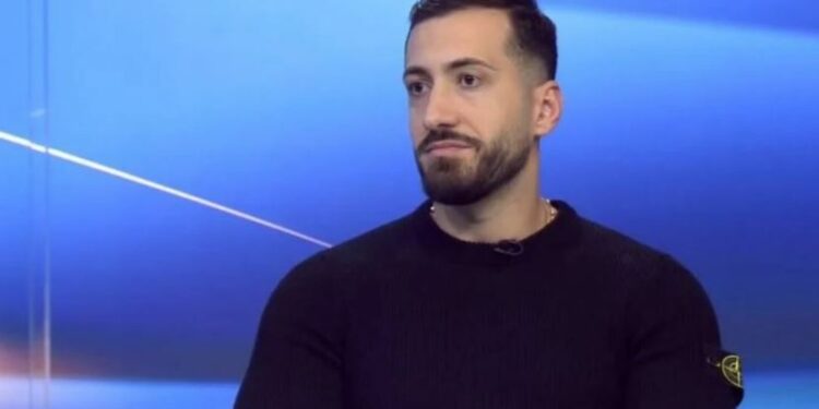 Jozi jep intervistë menjëherë pas daljes nga BBVA: Jam krenar me popullin e Kosovës, jemi një komb