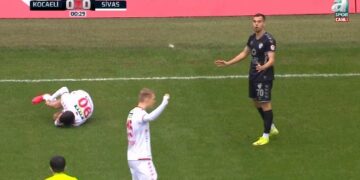 Bën vaki në Turqi, futbollistit i jepet kartoni i kuq pas 26 sekondash lojë (VIDEO)