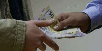 Raporti i Transparency International për Perceptimin e Korrupsionit: Progresi i Kosovës i ngadaltë