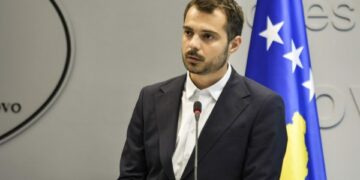 Problemet serioze në sistem, Kryeziu: Qeveria e Kosovës s’ka të bëjë me serverët e as softwaret e KQZ-së