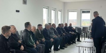 Ramush Haradinaj shkon në Burojë në të pame tek familja Thaçi