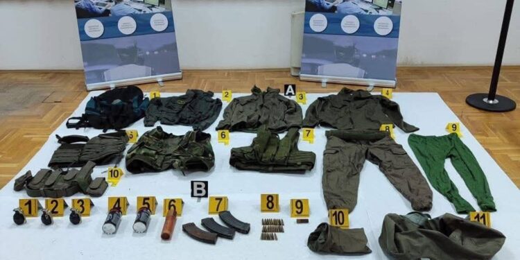 Pamje të mullirit në Rekë të Banjskës ku KFOR-i amerikan gjeti armatim